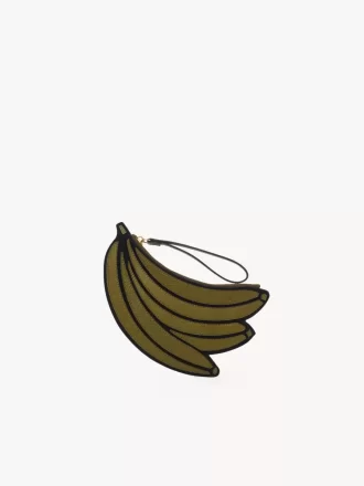 Banana flat pouch in grained leather
