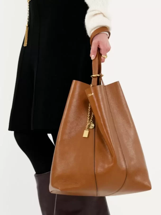 Large Chloé Spin tote bag in grained leather