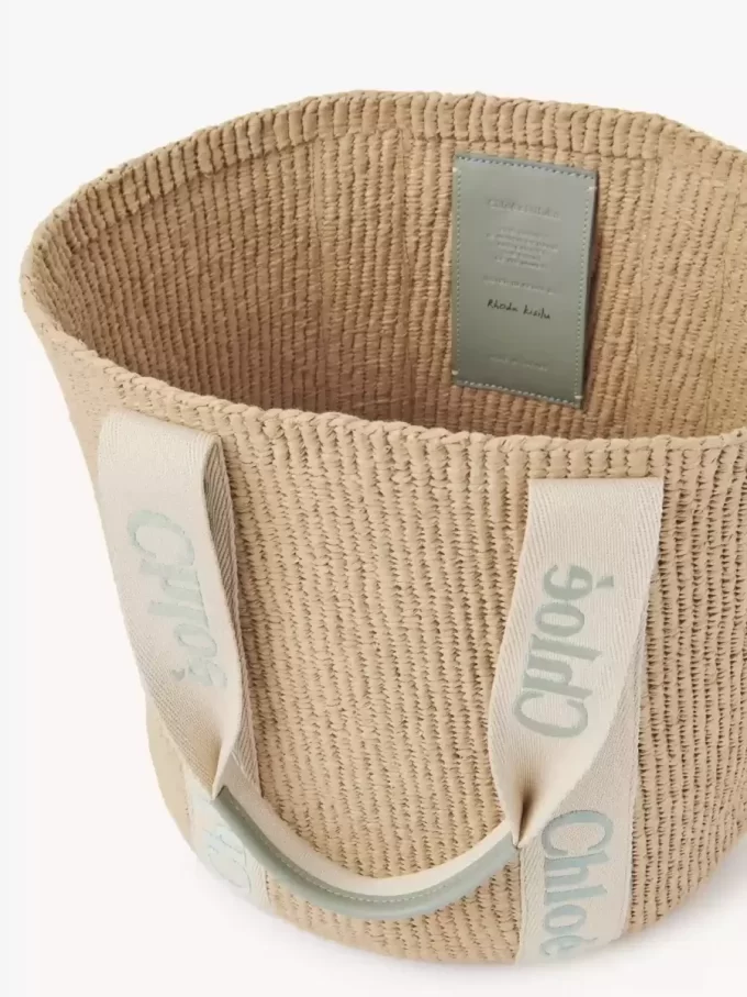 Large Woody basket in natural fibers