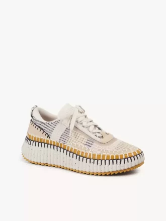 Nama sneaker