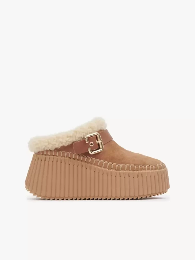 Nama wedge mule