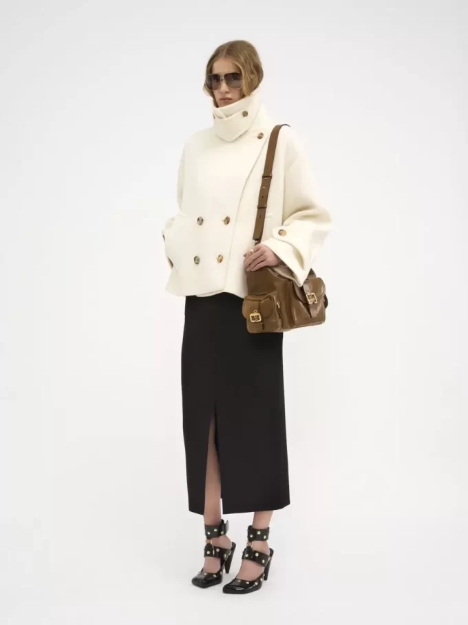 Oversized short coat in wool