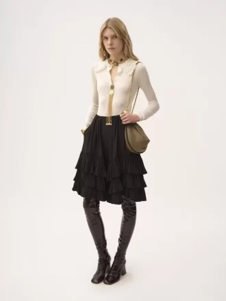 Ruffled tiered shorts in crêpe de chine