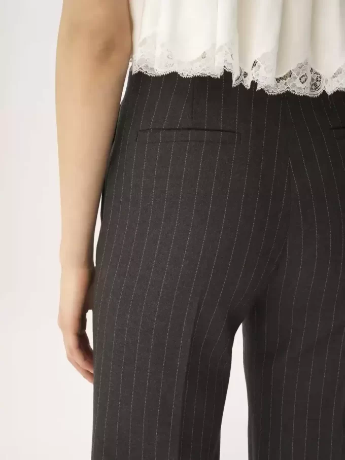 Tailored bootcut pants in wool