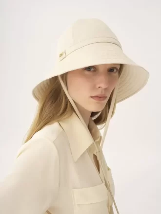 The Chloé Breeze bucket hat in cotton