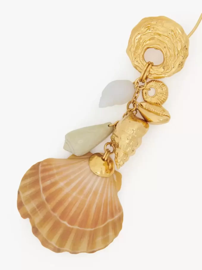 The Chloé Shells mono earring