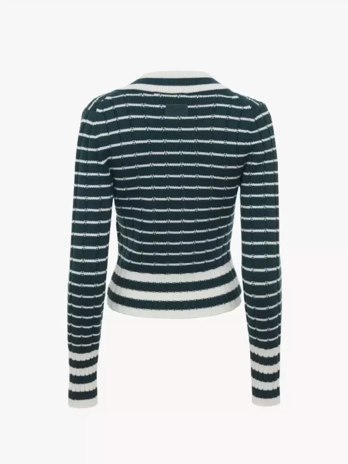 V-neck fitted sweater in a merino wool knit V-neck fitted sweater in a merino wool knit